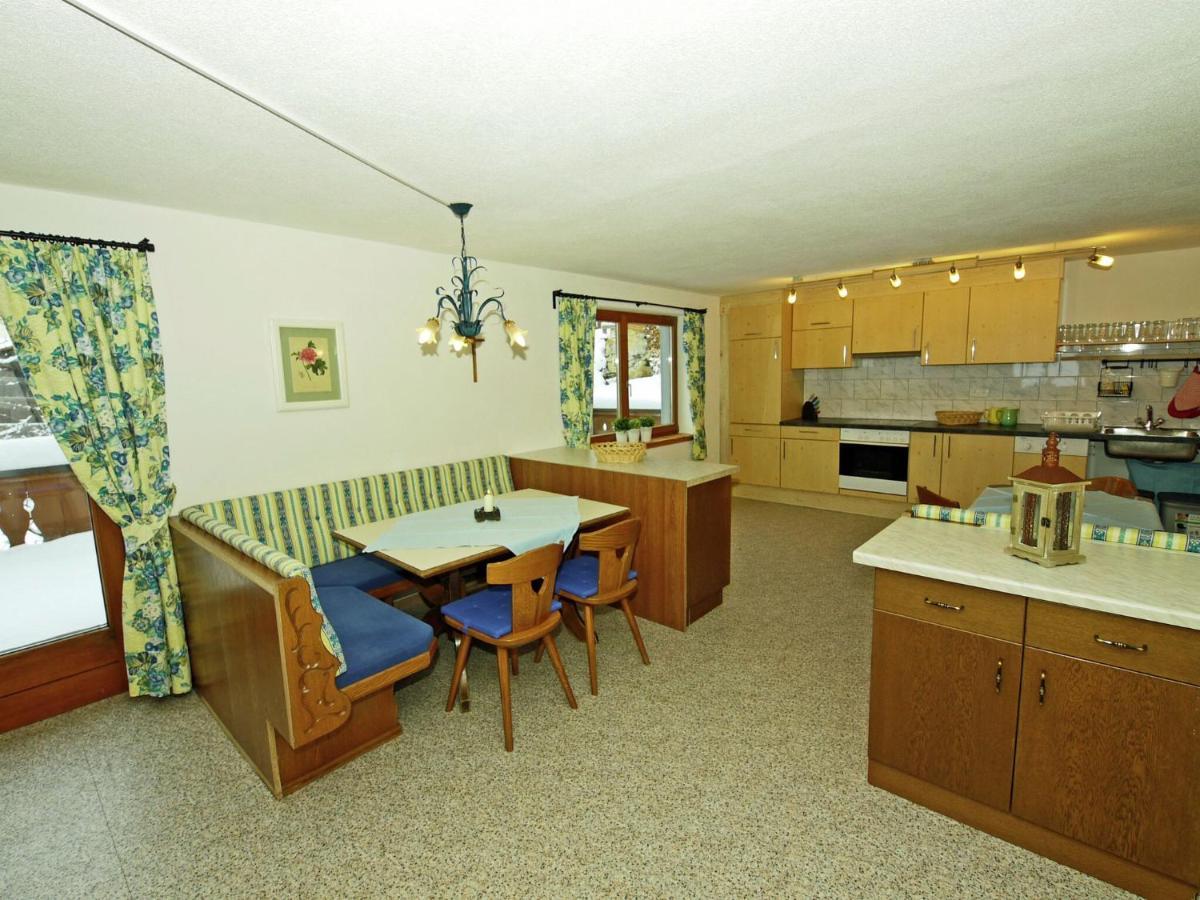 Spacious Holiday Home In Kappl With Terrace エクステリア 写真